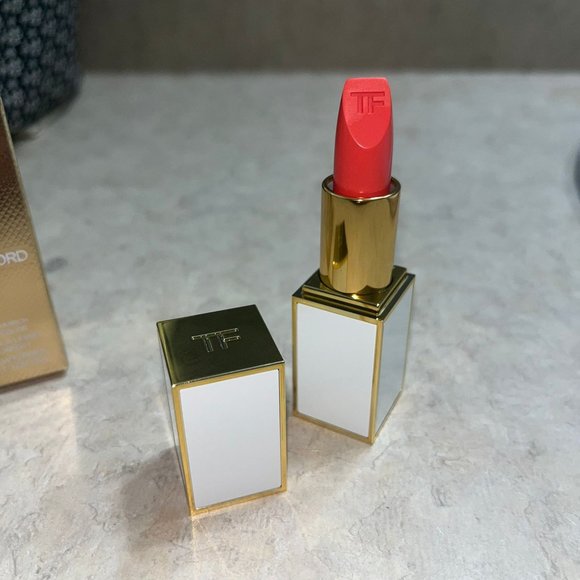 Tom Ford Ultra Rich Lip Color - Picture 3 of 3